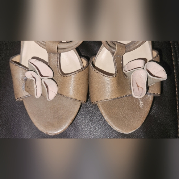 L.A.M.B. Dark Taupe Leather Ultra High Stiletto Heels w. Rosette LAMB size 7.5 - Picture 5 of 16